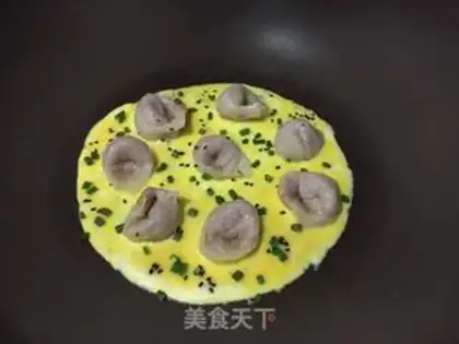 Make Hold on to the omelet step 4