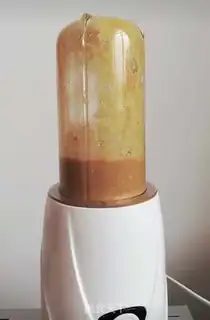 Make Sancho milk smoothie step 1