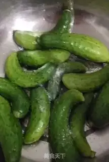 Make Spicy cucumber step 1