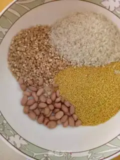 Make Peanut wheat rice porridge step 0