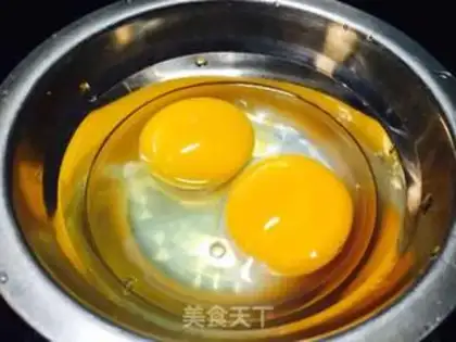 Make Seagull steamed eggs step 0