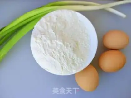 Make Onion omelet step 1