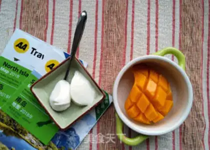 Make Homemade New Zealand honey yogurt step 9