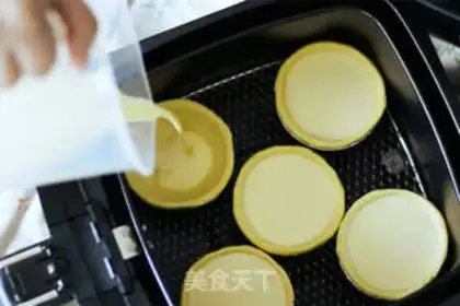 Make Five flowers for a melon step 2