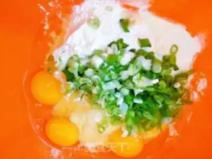 Make Onion omelet step 2