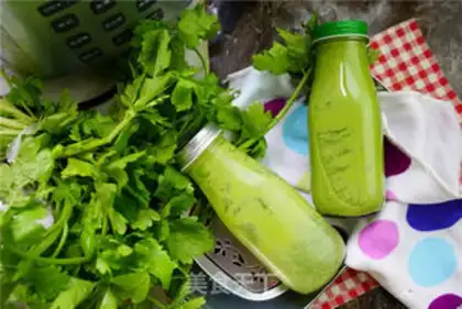 Make Celery cucumber shake step 6
