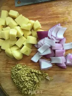 Make Curry beef potatoes step 3
