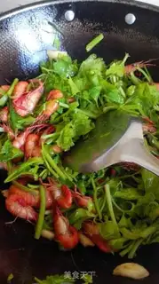 Make Celery and shrimp step 4