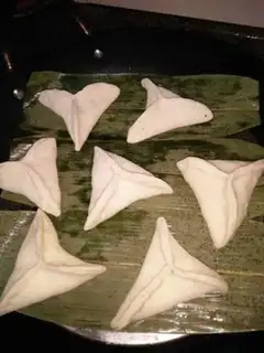 Make Sesame Sugar Triangle step 6