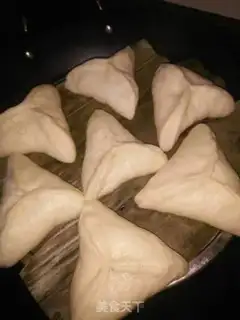 Make Sesame Sugar Triangle step 7