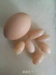 Make Straw turtle egg rolls step 0