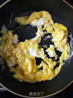 Make Scrambled eggs step 4