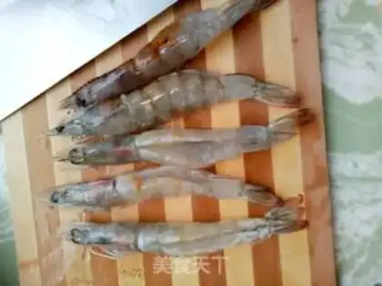 Make Autumn shrimp congee step 1