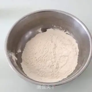 Make Souffle bread step 1