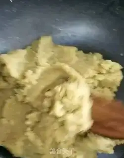 Make Green bean cake step 5