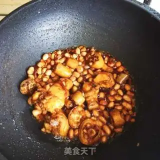 Make Pigtails burn peanut rice step 8