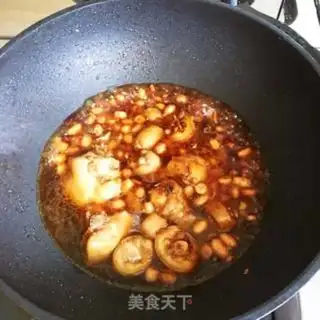 Make Pigtails burn peanut rice step 9