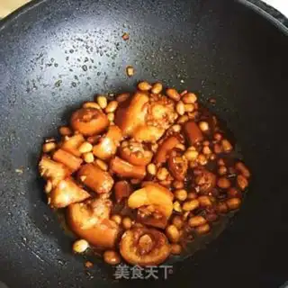 Make Pigtails burn peanut rice step 10