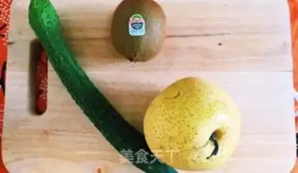 Make Strange fruit cucumber juice step 0