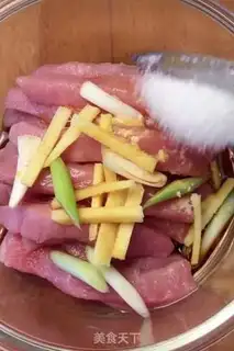 Make Spicy meat step 1