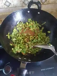 Make Meat and lentils noodles step 5