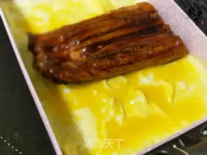 Make Children baked eel and egg burns step 5