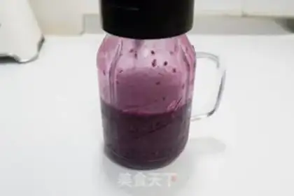 Make Flamingo Sancho Juice step 4