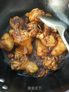 Make Cinnamon chicken leg and mushroom potatoes step 4