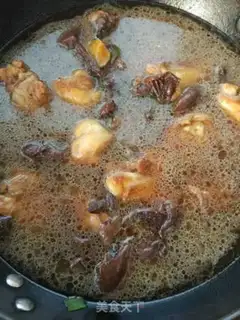 Make Cinnamon chicken leg and mushroom potatoes step 6