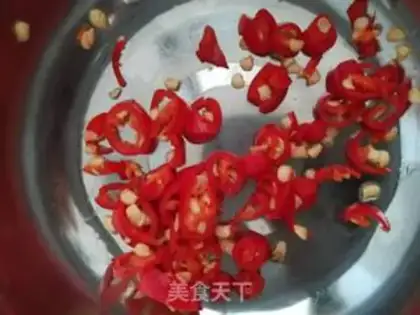 Make Spicy radish step 0