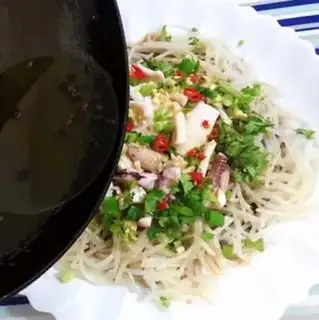 Make Onion sprouts step 10
