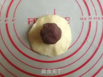 Make Red bean pie step 7