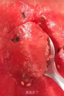 Make Watermelon jelly step 1