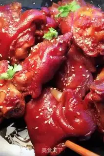 Make Soy pig hoofs step 6