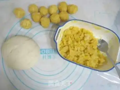 Make Simple milk yellow formula step 3
