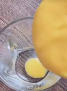 Make Banana mango milkshake step 5