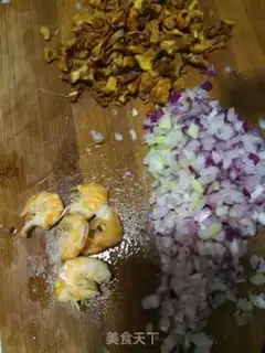 Make Pistol shrimp, pork balls step 0