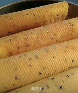 Make Black sesame egg rolls step 8