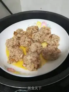 Make Pistol shrimp, pork balls step 3