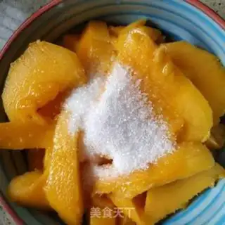 Make Easy mango soufflé step 1