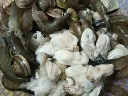 Make Seafood shroom soup step 0
