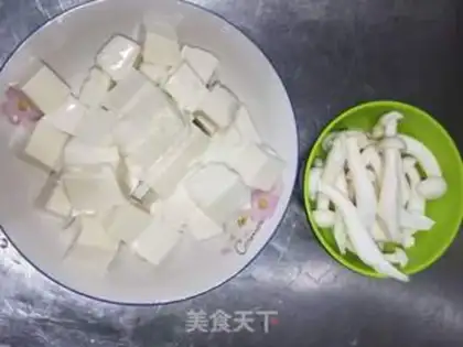 Make Black fish tofu soup step 5