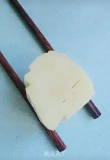 Make Sweet-beautiful potatoes step 1
