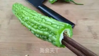 Make Suffering melon potatoes step 1