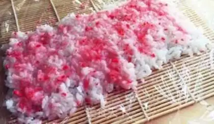 Make Sakura sushi step 5