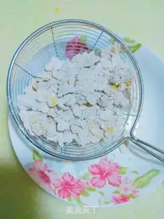 Make Precious pretzels of gold step 9