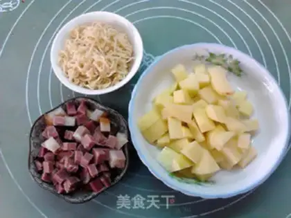 Make Potato for the noodles step 3