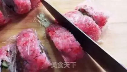 Make Sakura sushi step 8