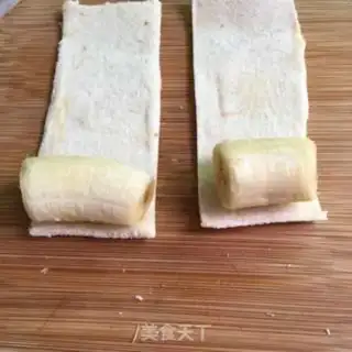 Make Meat pine banana toast step 4