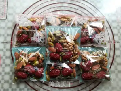 Make Homemade daily nuts step 11